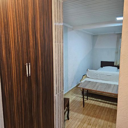 Guest House 2 Floor Batumi Eksteriør bilde