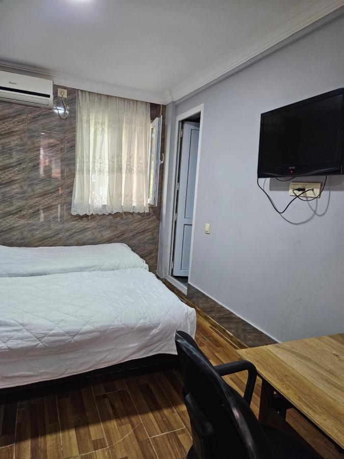 Guest House 2 Floor Batumi Eksteriør bilde