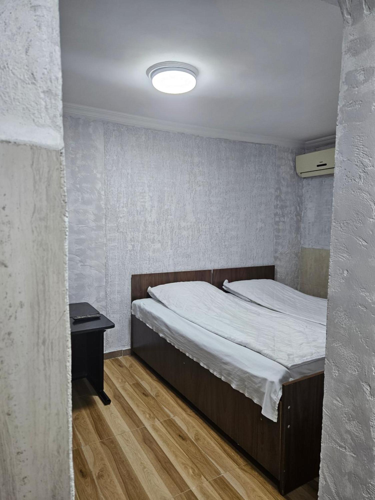 Guest House 2 Floor Batumi Eksteriør bilde