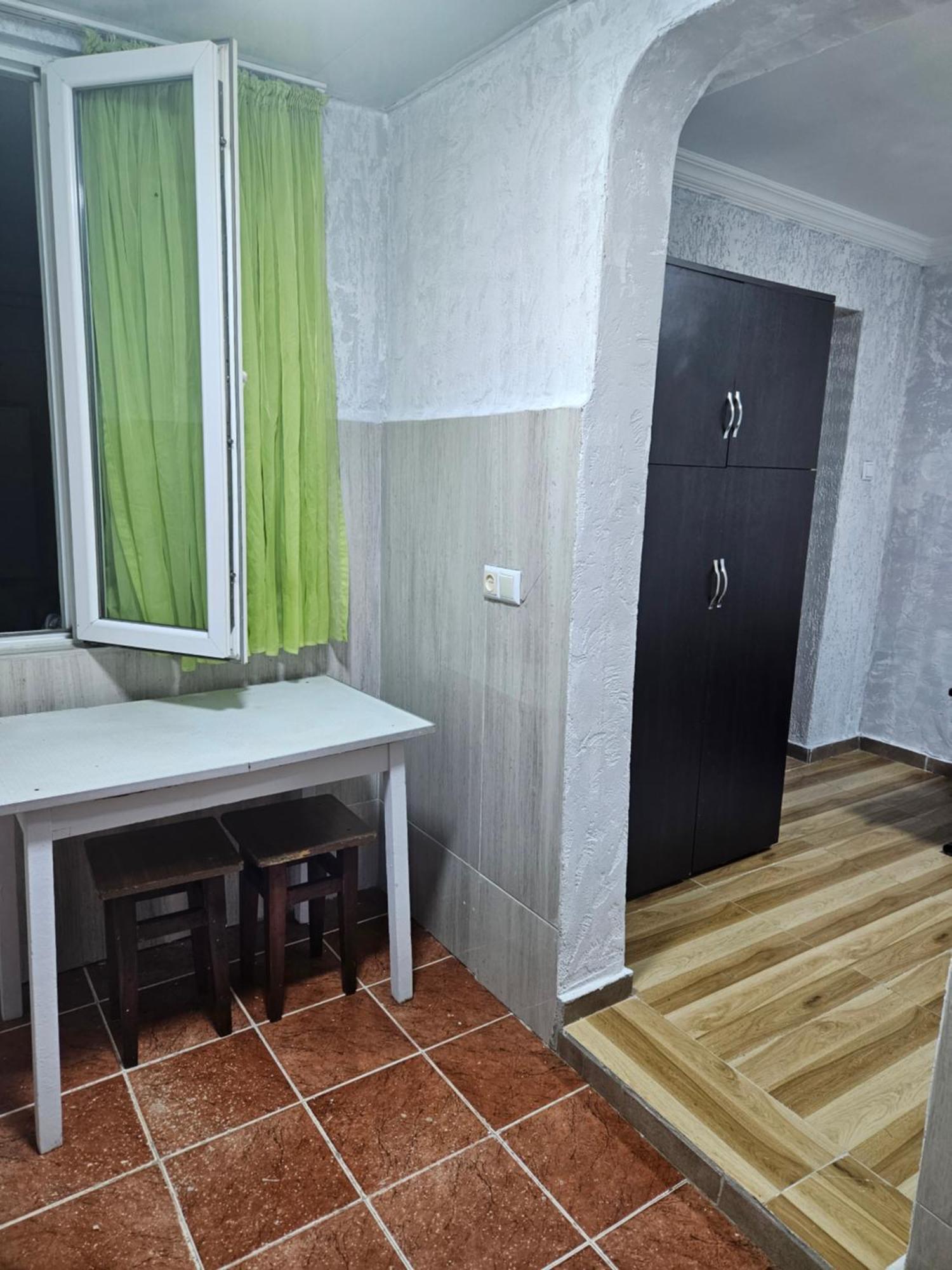 Guest House 2 Floor Batumi Eksteriør bilde