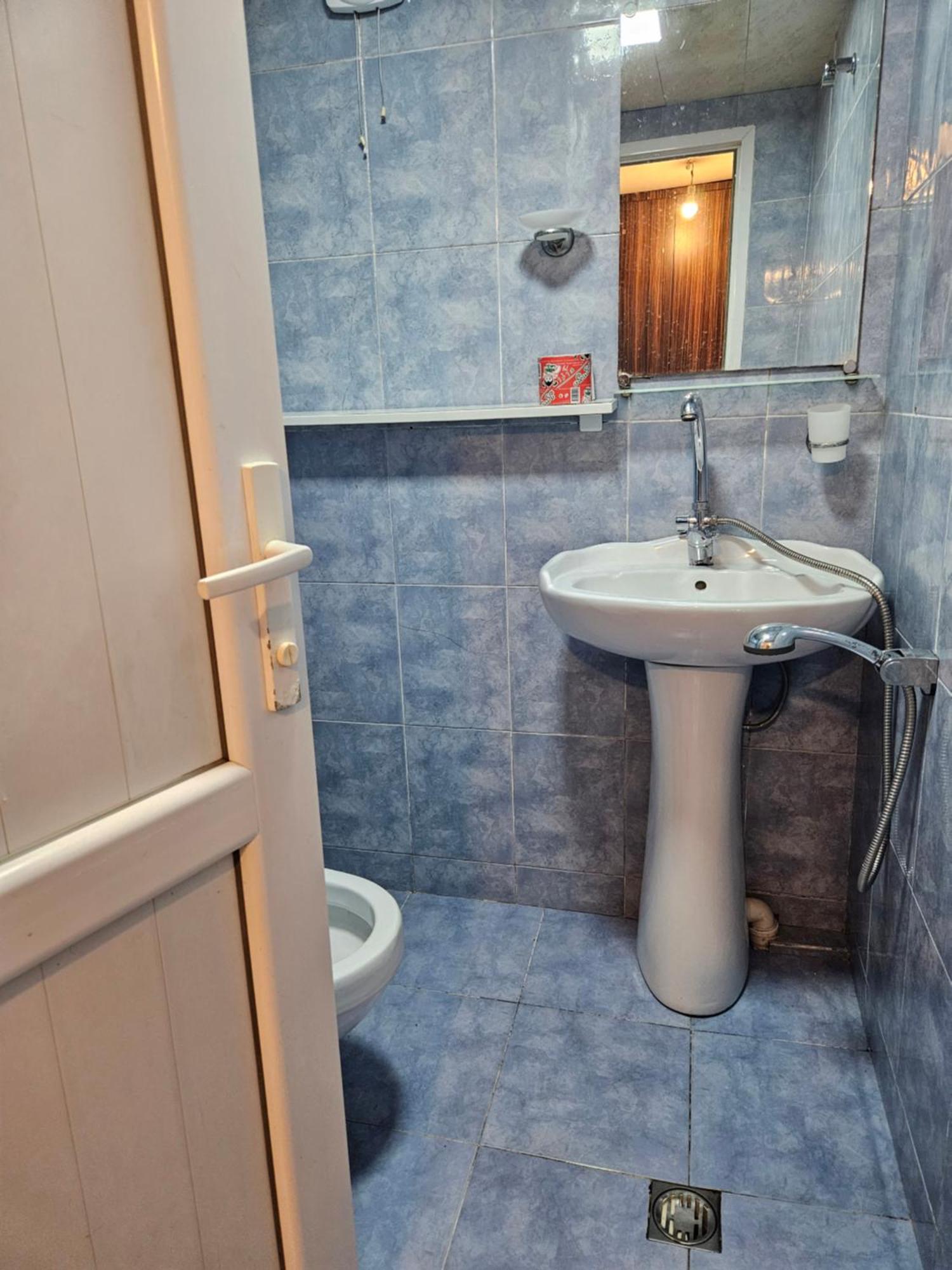 Guest House 2 Floor Batumi Eksteriør bilde