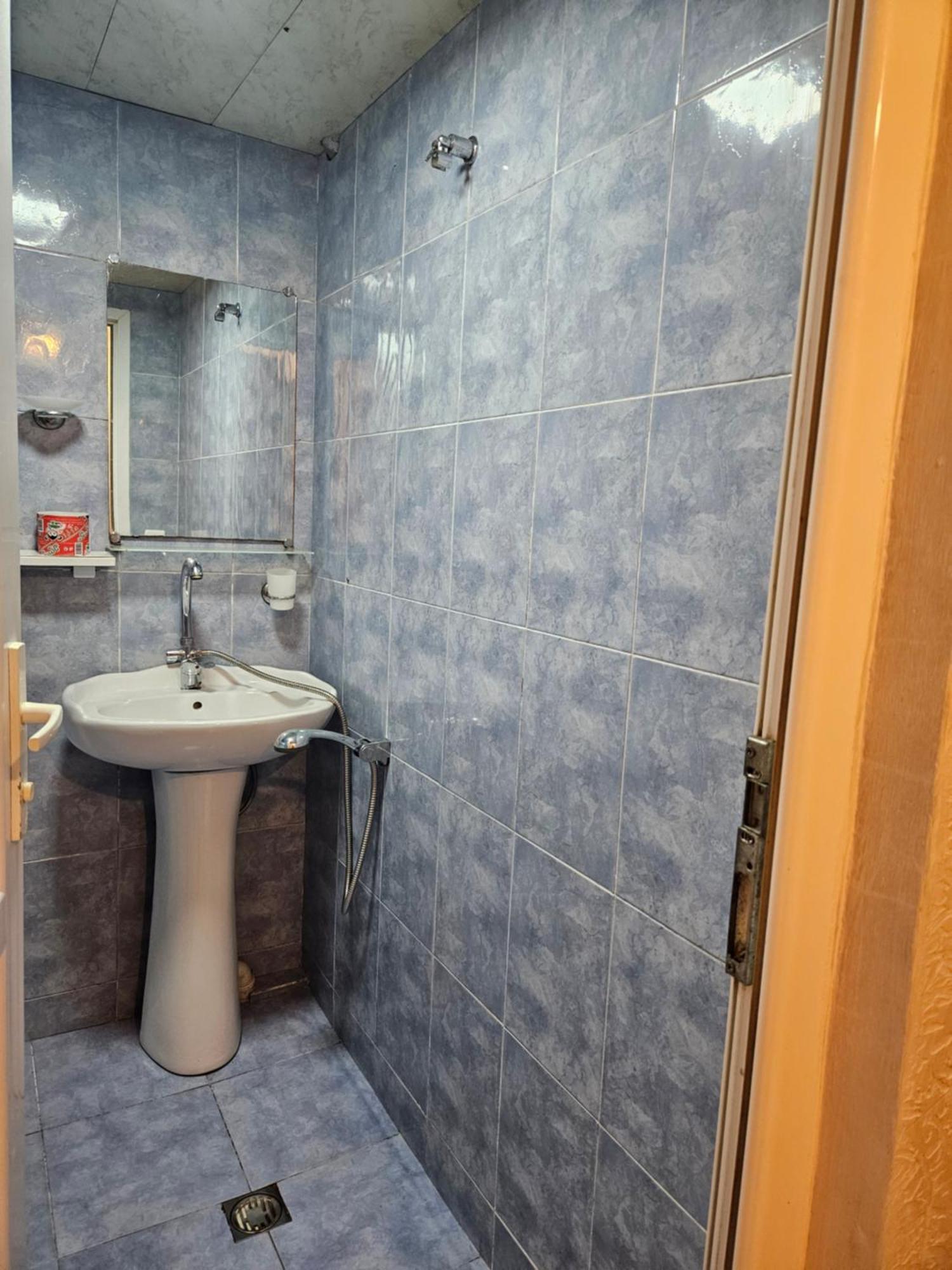 Guest House 2 Floor Batumi Eksteriør bilde
