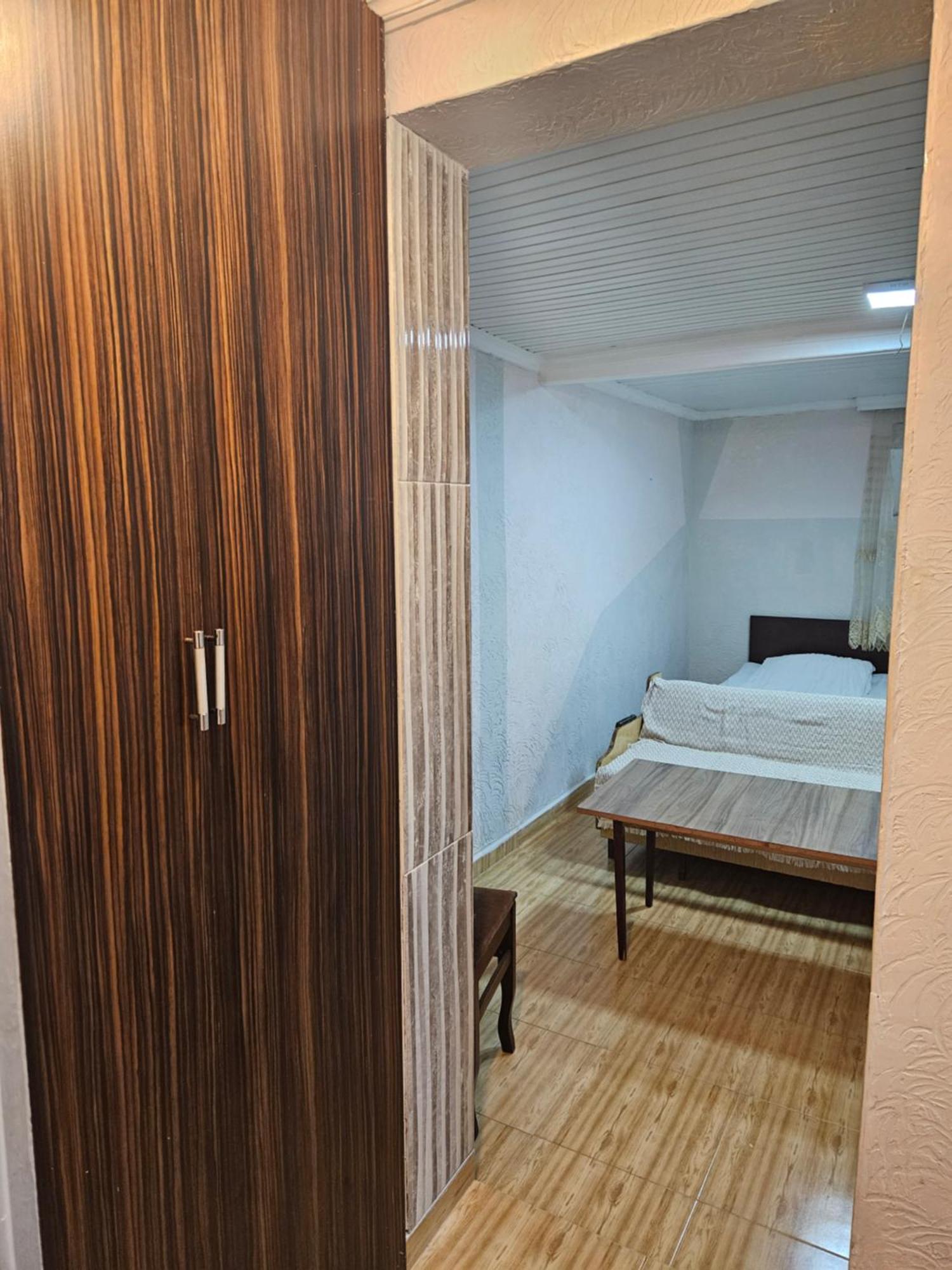 Guest House 2 Floor Batumi Eksteriør bilde